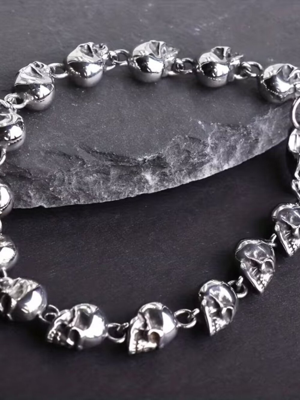 Vintage Style Halloween Steam Punk Dark Gothic Skull Beaded Bracelet